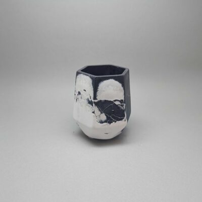 vazaki-porselani-mayro-leyko