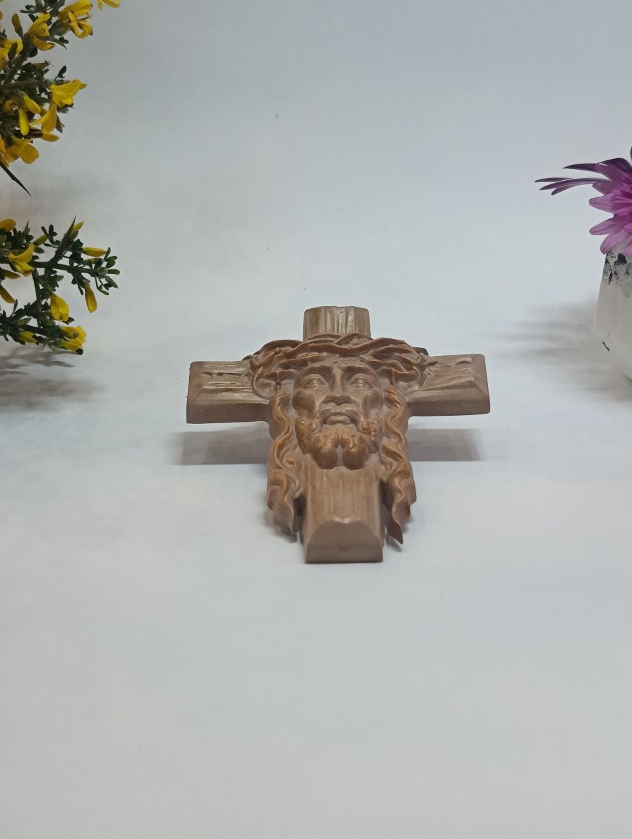 stauros-toixou-me-anaglufo-xristo